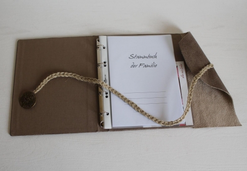 Stammbuch "Baum" aus beigem Büffelleder, DIN A5